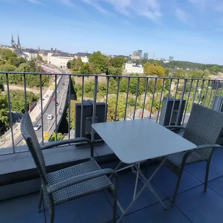 Studio Flat With Best Views Of City